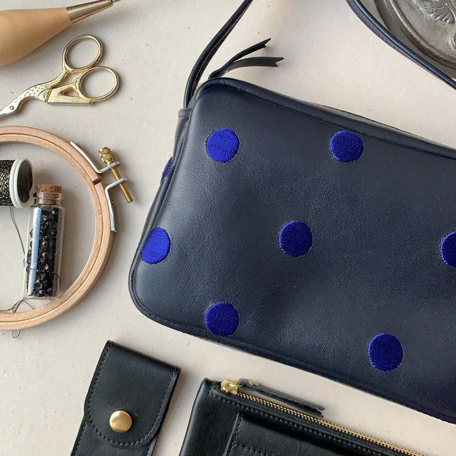 sac brodé main collab exclusive St Loup x Virgine Renault