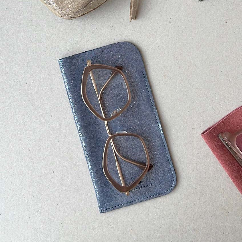 étui lunettes solaires