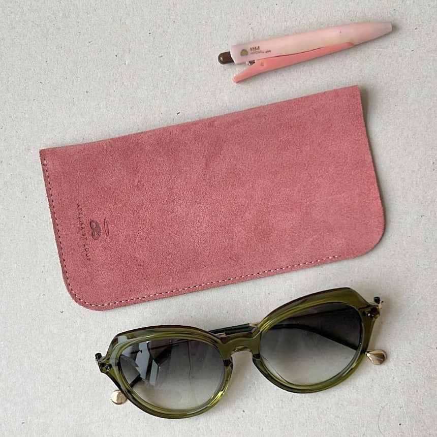 étui lunettes solaires