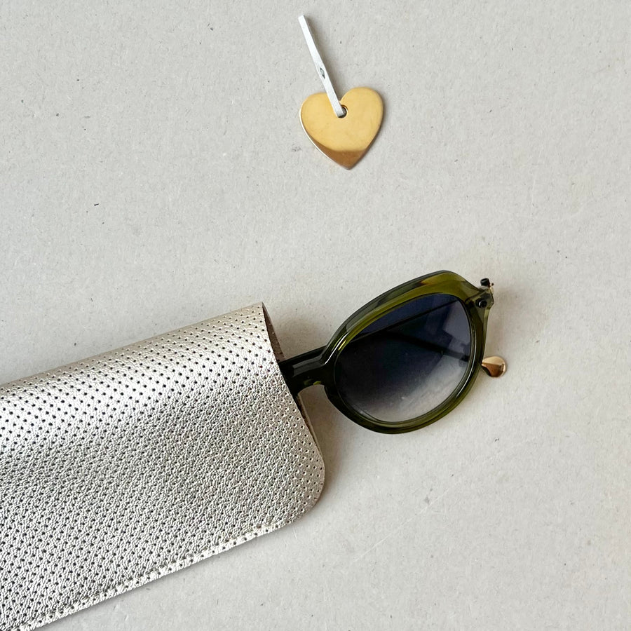 étui lunettes solaires