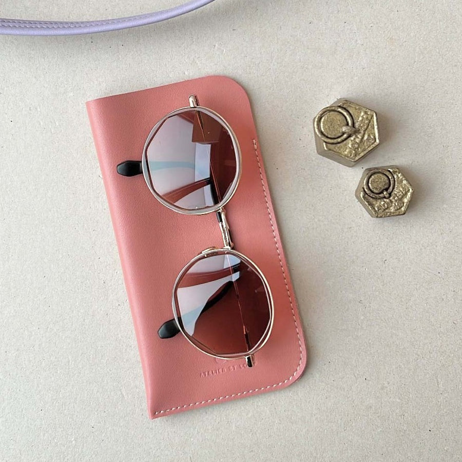 étui lunettes solaires